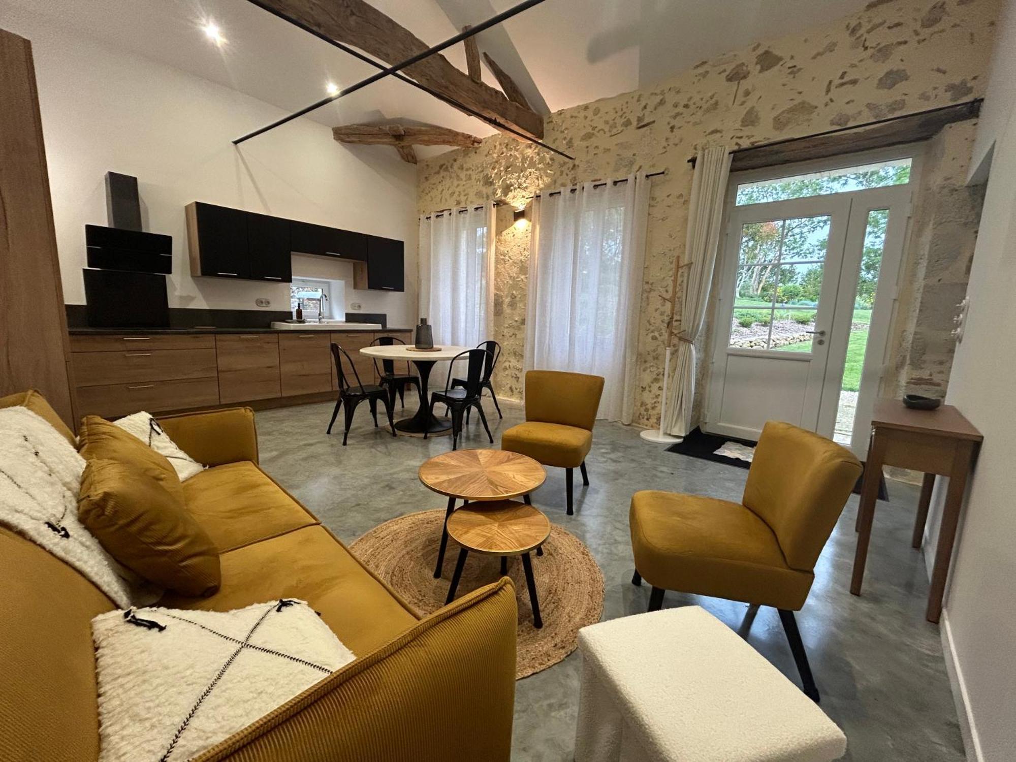 Maison De Vacances Gondrin Екстериор снимка
