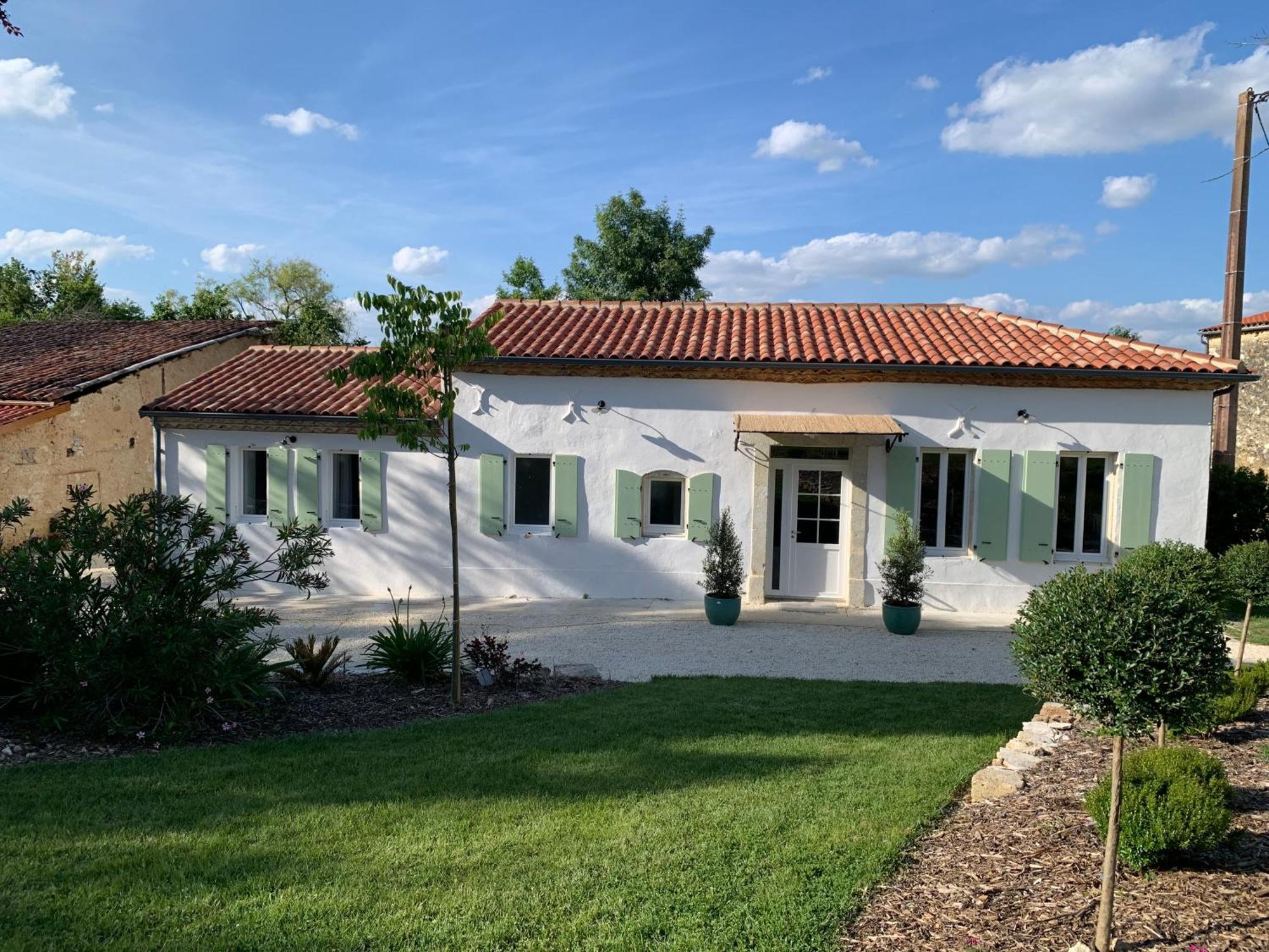 Maison De Vacances Gondrin Екстериор снимка